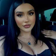 Sabrina Solis's Instagram, Twitter & Facebook