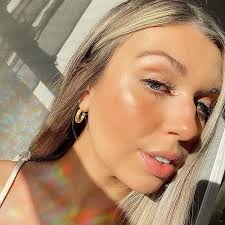 Bailey Elizabeth's Amazon Page