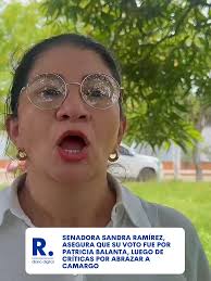 Sandra Ramirez Abraza A Camargo