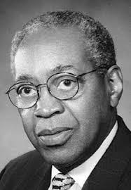 Elliott Roberts's Instagram, Twitter & Facebook