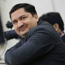 Award for Outstanding Media Persons to Sameer Bhatt