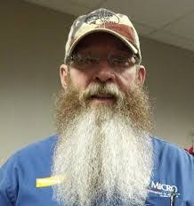 Stephen Earl's Instagram, Twitter & Facebook