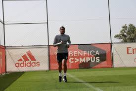 Djhifi em 14 de junho de 2021, 01:15 citação de: Daniel Dos Anjos Is Back Sl Benfica