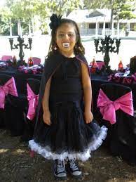 Cute Kids In Halloween Costumes Vampire Halloween Costume Vampire Costume Diy Diy Costumes