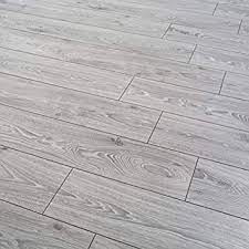 Ver más ideas sobre piso laminado, pisos laminados gris, pisos. Amazon Com Kronotex Robusto Villa Intemporal Robusto Gris D3571 L1045 M1206 Suelo Laminado Gris Home Improvement