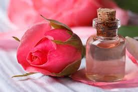 Organic rose petals (blooming or dried) 2 cups of filtered water; Rose Water For Natural Hair Benefits Uses Easy Diy Recipes Loving Kinky Curls