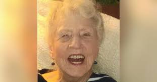 ARNETH IRENE "RENEE" HAMMER Obituary