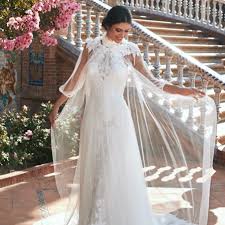 Since 2004, we've been connecting buyers and sellers of new, sample and used wedding dresses and bridal party gowns. Pronovias Leading Global Luxury Bridal Brand