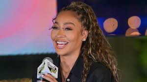 Roomies, La La Anthony is turnin' heads after posting a SULTRY swimsuit  photo. 👀🥵 PIC & reactions:  https://theshaderoom.com/la-la-anthony-turns-heads-sultry-swimsuit-photo/?utm_source=facebook&utm_medium=social