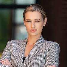 Rachel Pickens's Instagram, Twitter & Facebook