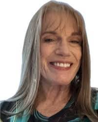 Loren Janzen's Instagram, Twitter & Facebook