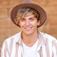 Lisa Roscoe Email & Phone Number