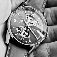 New Himalaya Sablier 399 Maurice Herzog A Friend Of Fred Lip Also Contributed Greatly To The Success Of This Montre Lip Montre Montre Lip Homme
