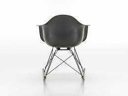 Informally known as the eames rar, which stands for rocker height, armchair, rocking base. Vitra Eames Fiberglass Armchair Rar Offizieller Vitra Online Shop