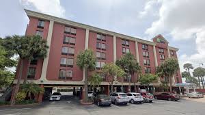 Best western premier miami intl. First Choice Hotel Holdings Files Foreclosure Against Holiday Inn Express Miami Airport In Miami Springs South Florida Business Journal