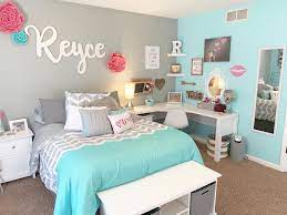 When it comes to decorating a teenage girl's room, you'll want to consider all the things your teen loves and get minimalist ideas with chalkboard sign and awesome wall decorations. Pin On Teen Girl Bedrooms Ideas