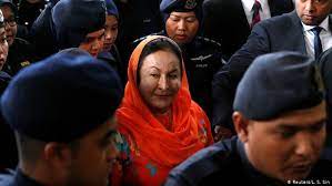 Rosmah mansor hadir beri keterangan. Wife Of Malaysian Ex Pm Najib Razak Charged With Money Laundering News Dw 04 10 2018