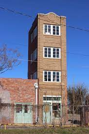 Today papa jake and logan two brothers build a super tall box fort tree house. World S Littlest Skyscraper Wikipedia