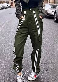 Calça Moletom Com Listra Do Lado Calca Esportiva Feminina Com Listra E Bolso Do Lado Em 2020 Calca Calca Militar Feminino