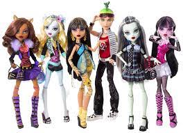 She is friends with cleo de nile although cleo seems to see her as more of a slave at times. Dolls Monster High Wiki Fandom