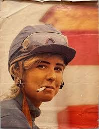 Lucinda Clark's Instagram, Twitter & Facebook