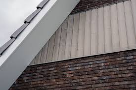 dumowood thermisch gemodificeerde gevelbekleding afgewerkt met old wood clay die een natuurlijke vergrijzing naboo gevelbekleding houten gevelbekleding houten