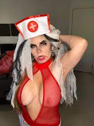 Very scary naughty nurse. Happy Halloween 🎃 👀👻 : r/milf