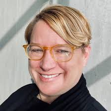 Cynthia Goldberg's Instagram, Twitter & Facebook