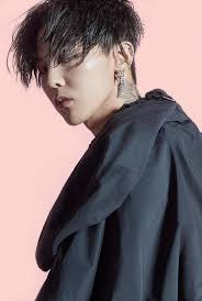 Netizens Discuss Which Idol Rappers Have Skills That Match With Hip Hop Artists G Dragon Hairstyle G Dragon Kpop Girls