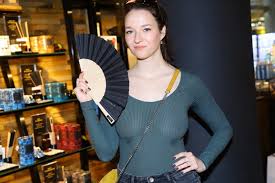 Berenika kohoutová je krásná maminka. Picture Of Berenika Kohoutova