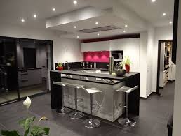 C Est Le Sans Faute Avec Cet Ilot Surmonte D Un Bar Ilot Cuisine Meuble De Cuisine Ikea Ilots Central Cuisine