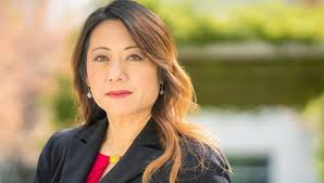 After primary, a clear favorite for California treasurer