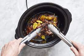 How To Make The Reddit Famous Mississippi Pot Roast It S Just 5 Ingredients Recipe Mississippi Pot Roast Pot Roast Pot Roast Recipes