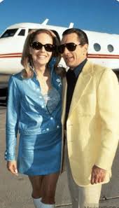 Pin By Queenie Moore On La Bonne Vie Sharon Stone Robert De Niro Casino Movie