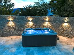 Armstark Whirlpools Bieten Das Gefuhl Eines Besonderen Luxus Whirlpool Luxus Katalog