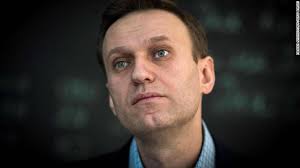 Navalnyjs tillgångar frystes på begäran av en stiftelse som anklagar honom för förtal. Analysis Putin Dismissed Navalny For Years Outrage Over His Jailing Is Now A Big Problem For The Kremlin Cnn