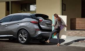 Our car experts choose every product we feature. 2021 Nissan Rogue Vs Murano Interior Performance Technology