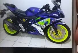 Mesin canggih sohc 4 klep vva injeksi berpendingin cairan yang diklaim mampu membangkitkan power puncak di mesin hingga 19,04251 hp di mesin pada 10.000 rpm , dahsyat gila. Harga R15 Movistar Bekas Jual Motor Yamaha R15 Movistar Second