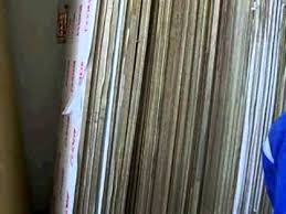 夾板一般最薄的製程就是兩片木片膠合在一起最薄大約是2 7mm公厘最厚的夾板約18mm公厘 如果需要更厚的 當然也有厚度規格有12mm 15mm 18mm 20mm四種 15mm與18mm是較為常用的厚度市場3尺6尺 90cm公分 180cm公分 3尺7尺 decor home decor curtains