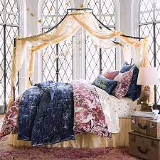 Последние твиты от pottery barn teen (@potterybarnteen). Gold Glitter Bed Canopy Pottery Barn Teen