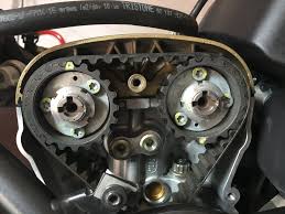 Beim 6n1 gibt es, was nun langsam mal bekannt sein sollte, kein festes wechselintervall. 1198sp Zahnriemenwechsel Welches Unbedingt Notwendiges Spezialwerkzeug Motor Das Ducati Superbike Forum
