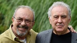 He also served till october 2005 as member of the european parliament for southern italy with the olive tree, part of the socialist group and sat on the european parliament's committee on civil liberties. Michele Santoro Protagonisti La Repubblica