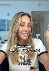 Alix Earle Scholarship Leslie