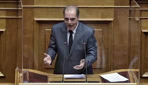Σήμερα σώζονται πολλά αρχαία θέατρα. Belopoylos 8a Ftasoyme Na Syzhtame Me Toys Toyrkoys Enw Ta Maxhtika Einai Apo Panw Mas