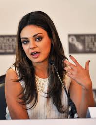 Mila kunis, whose trademark dark hair has seen her from her that '70s show days all the way through to bad moms, has made a big change. Mila Kunis Mila Kunis Photos Black Swan Press Conference 54th Bfi London Film Festival Zimbio