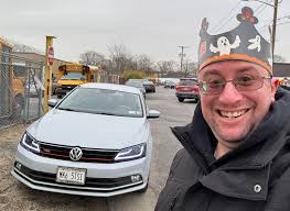 San Francisco psychedelic bus sighting