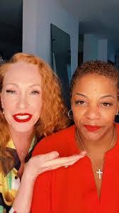 Tracy Devries's Instagram, Twitter & Facebook