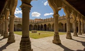 Universidad de salamanca) is a spanish higher education institution, located in the city of salamanca, west of madrid, in the autonomous community of castile and león. Visita Virtual Universidad De Salamanca