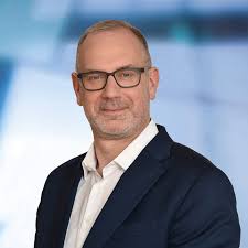 Ohne Fahrschein: Sollte Schwarzfahren eine Straftat bleiben?