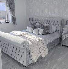 Lyon Chesterfield Silver Crushed Velvet Diamonds Https Www Theluxurybedcompany Com Product Lyon Chesterfield Zimmer Einrichten Zimmer Luxusschlafzimmer